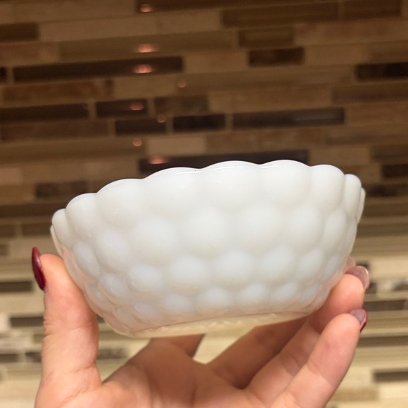 Anchor Hocking Fire King Vintage Milk Glass Bubble Bowl 4.5” - Picture 4 of 7